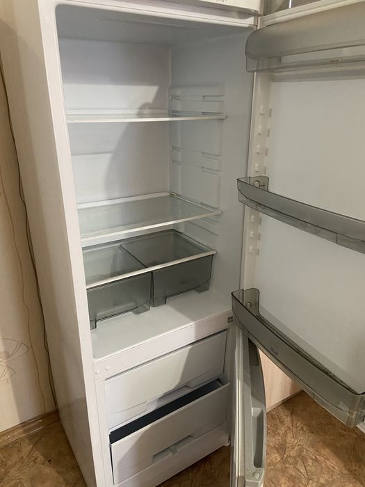 Холодильник Electrofrost