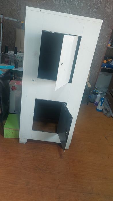 Сейф сотилади,нархи ками йук.