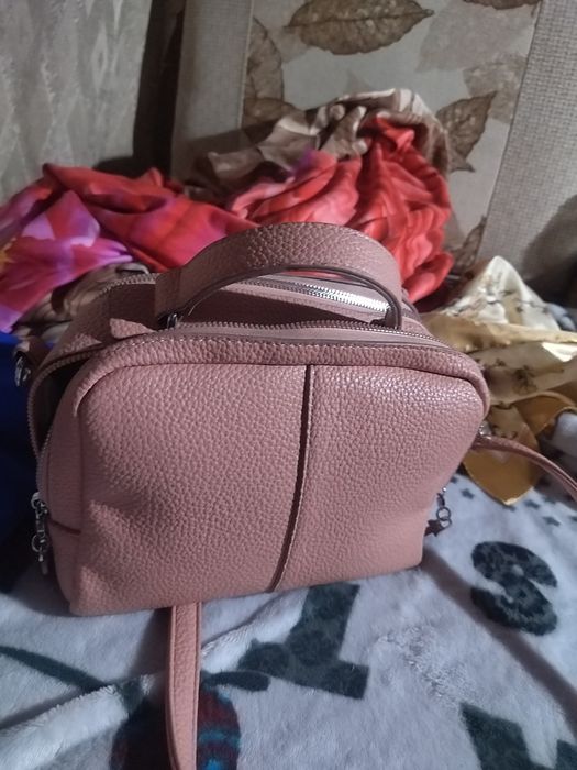 продам сумочку через плече