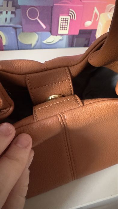 Продам сумку цвета кэмэл