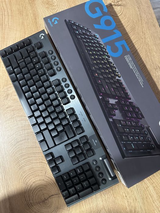 Logitech G915 LIGHTSPEED – безжична RGB клавиатура