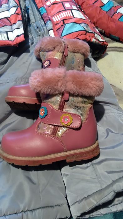 Продам пуховики по 2тыс