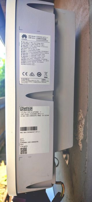 Se vând 2 INVERTOARE 3 KW Huawei