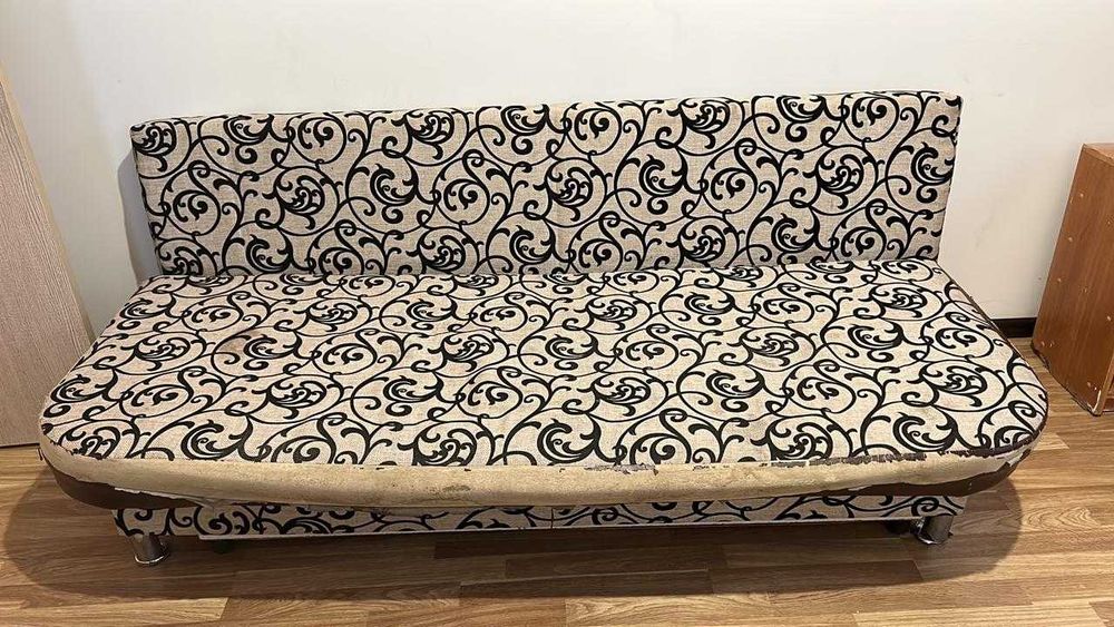 Диван раскладной, тахта