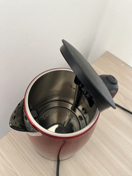 Продам электрический чайник