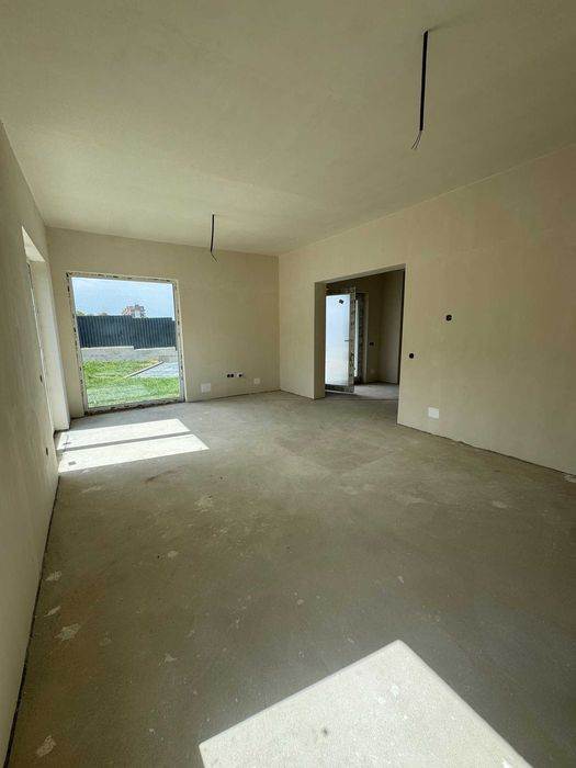 Casa  cu CF de vanzare - str. Urusagului, Floresti