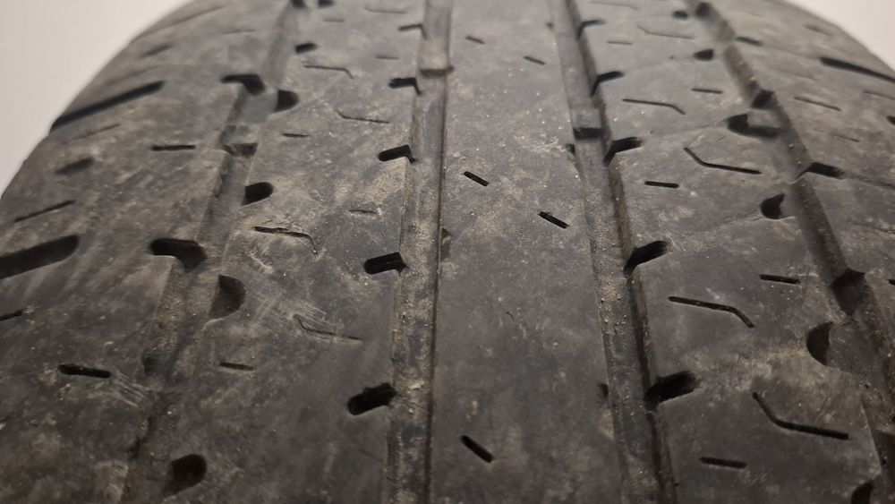 Продам летние шины на R17