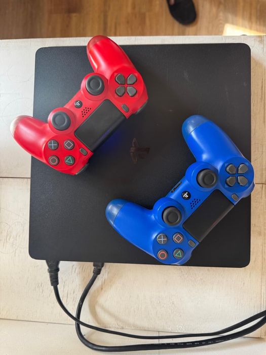 Sony Play Station 4 Slim