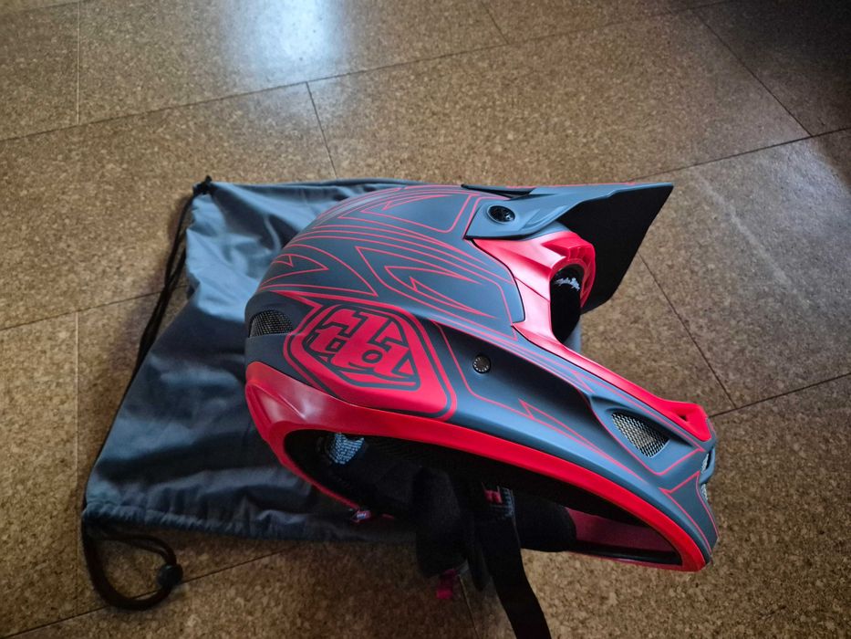 Troy lee designs d3