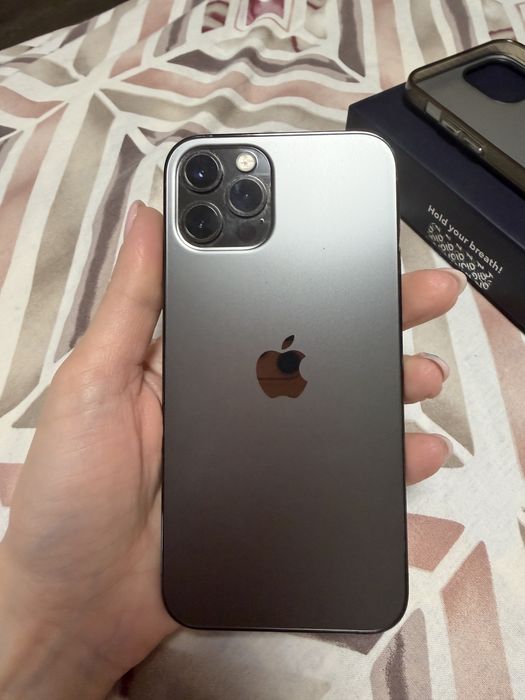 Iphone 12 pro телефон