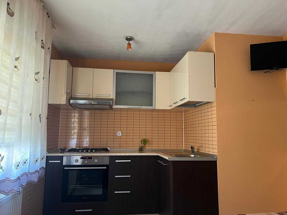 Proprietar Vand Apartament 2 camere Bucuresti sec 5 in bloc anvelopat