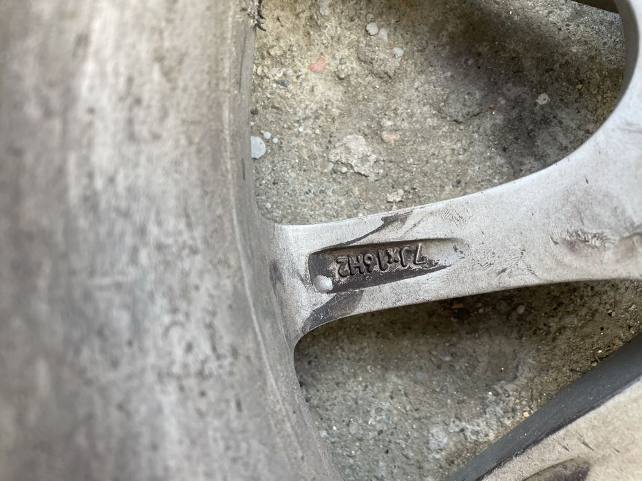 Jante aliaj BMW r16 style 390 + cauciucuri 205 / 60 / R16