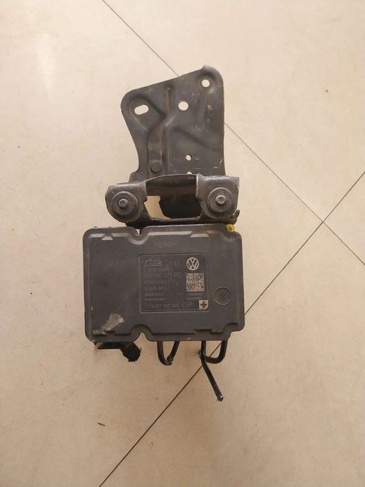 VAND POMPA ABS GOLF 6, AN 2010, COD: 1K0 907 379 BE