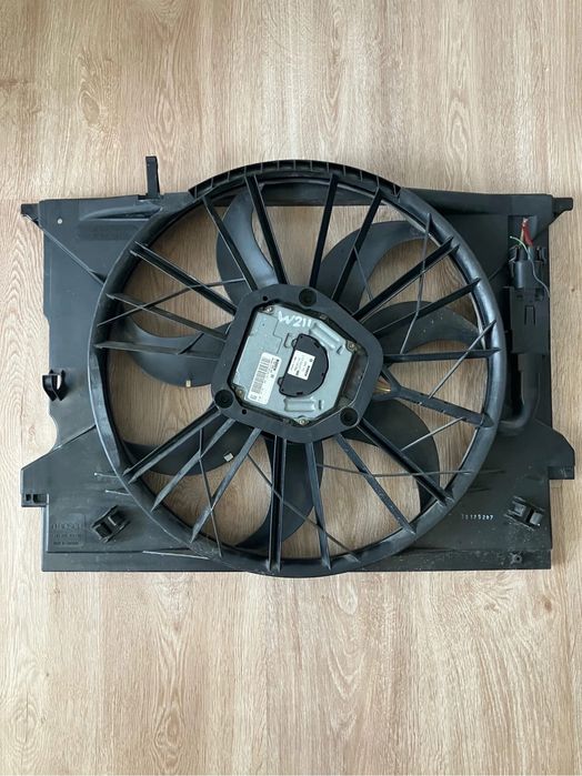 Мерседес w211 капот в сборе