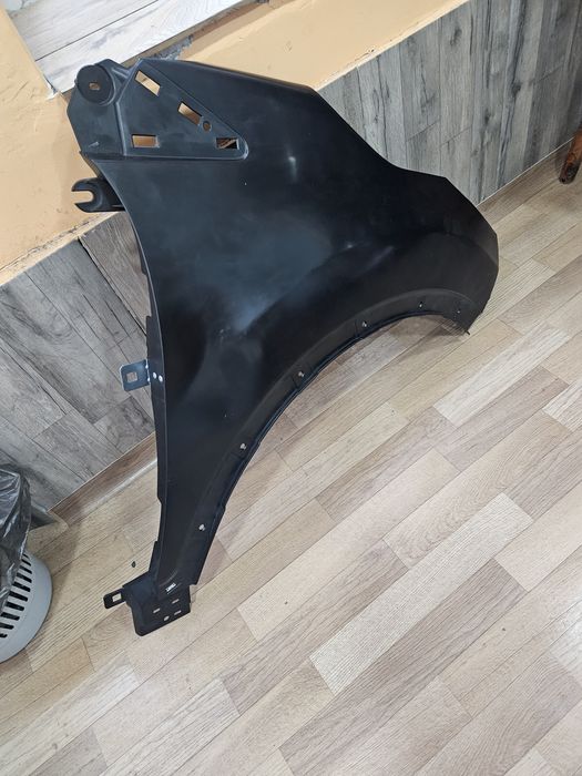 Преден десен калник,предна броня за Рено Каптюр 2018г