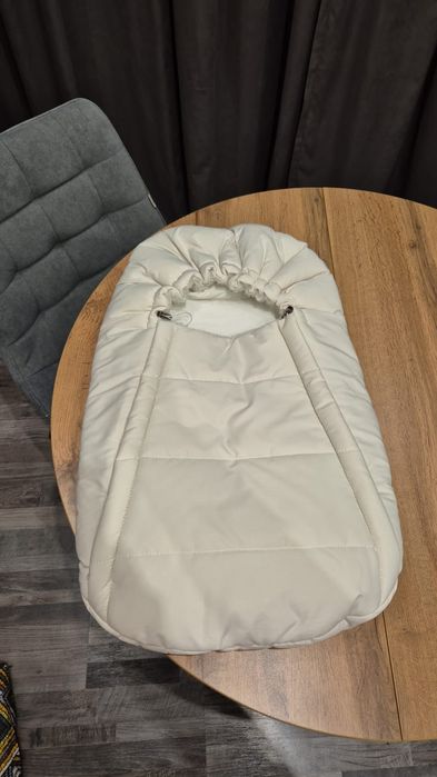 Продам конверт на выписку