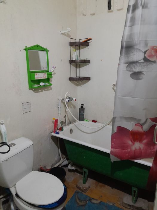 Dom sotiladi 2 xonali