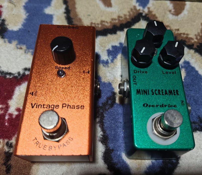 Педали эффектов
Для гитары, баса и клавишных