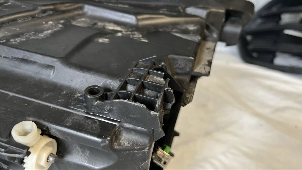 Ляв фар Audi A6 S6 C7 (2011-2019)