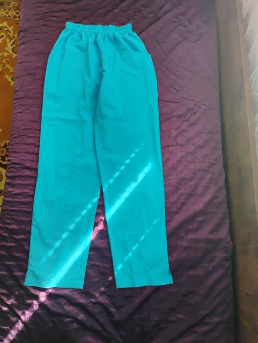 Медицински панталон размер 42