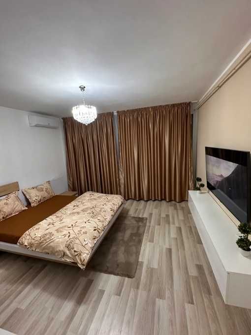 Дава се под наем Едностаен апартамент в Пловдив, Изгрев - 47 кв.м за 195 € - Снимка #1