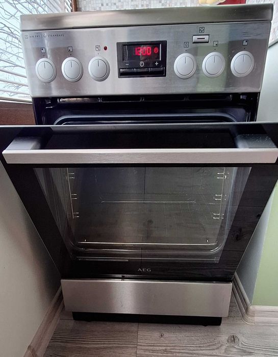 Готварска печка AEG CIB5648‑1BM