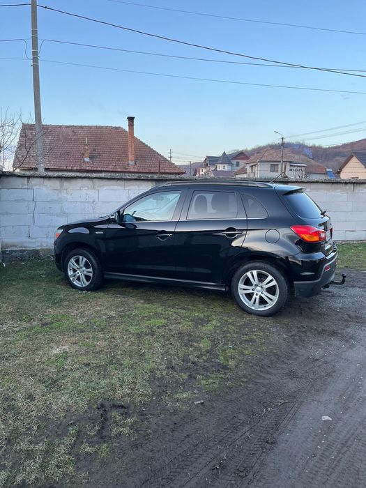 Vând Mitsubishi Asx recent intrat în țară
