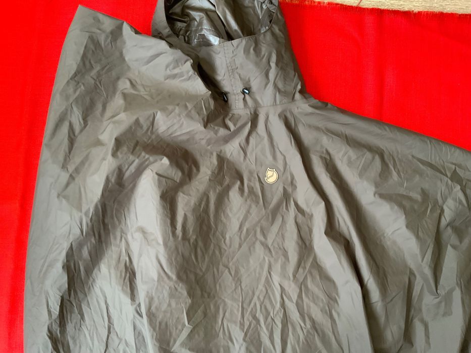 Fjall Rawen-оригинален ловен дъждобран тип пончо