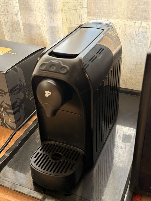 Продавам кафемашина Nespresso