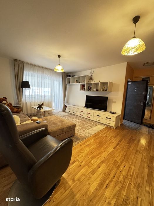 De Inchiriat! Apartament de 3 camere, gradina, Parcare, Zona Eroilor