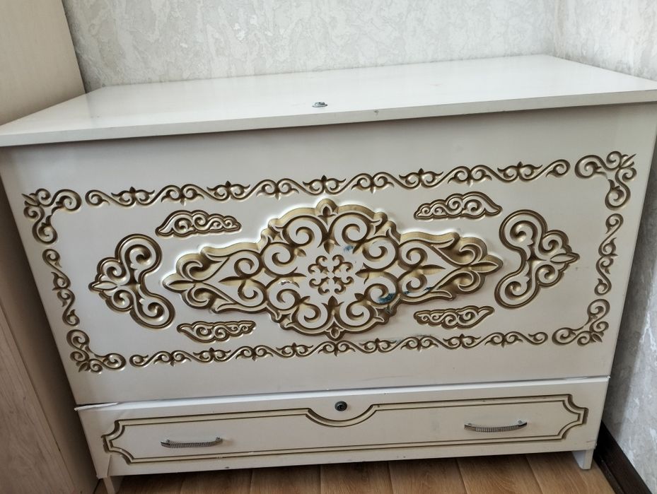 Сундук (сандық) продается