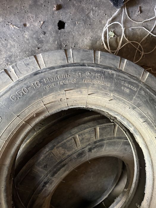 Балон шины с дисками для трактора