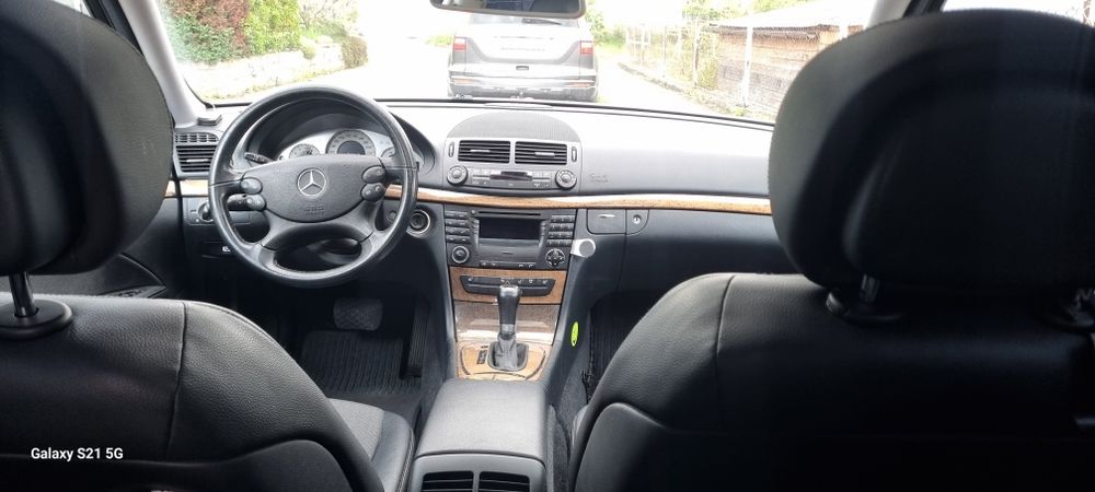 MERCEDES E220 W211 Avantgarde