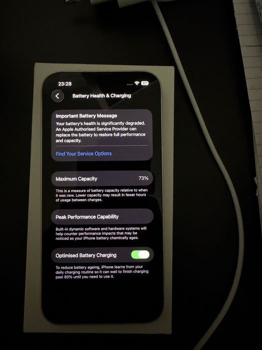 Iphone 13 128gb бял