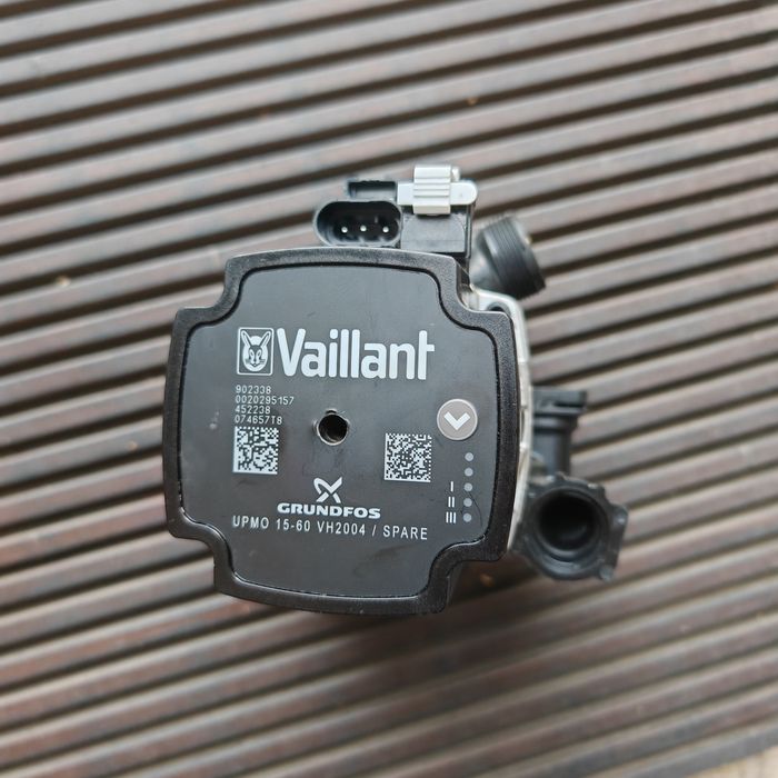 Pompă  NOUĂ centrală Vaillant - GRUNDFOS