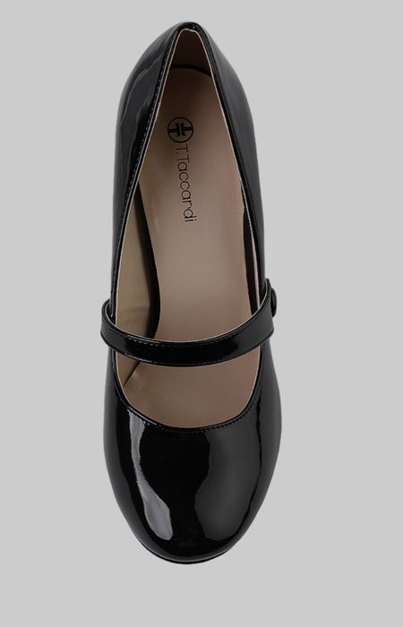 Черный каблуки лакированные