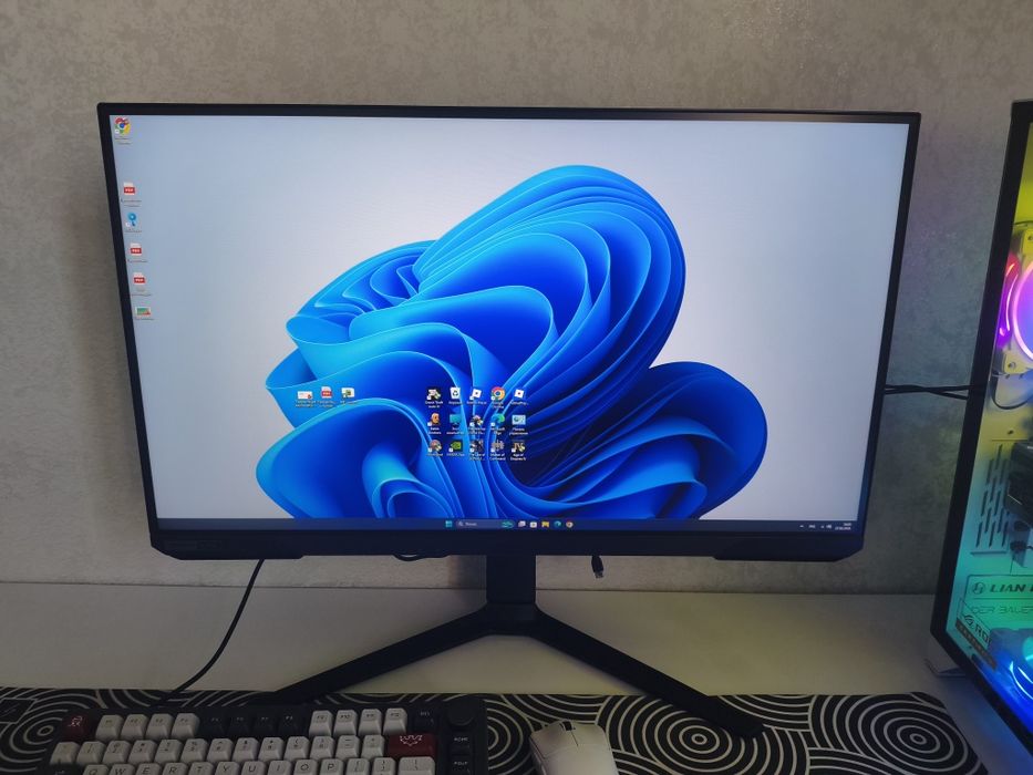 Монитор 27" Samsung Odyssey G5 S27AG50 (2K, IPS, 165Hz)