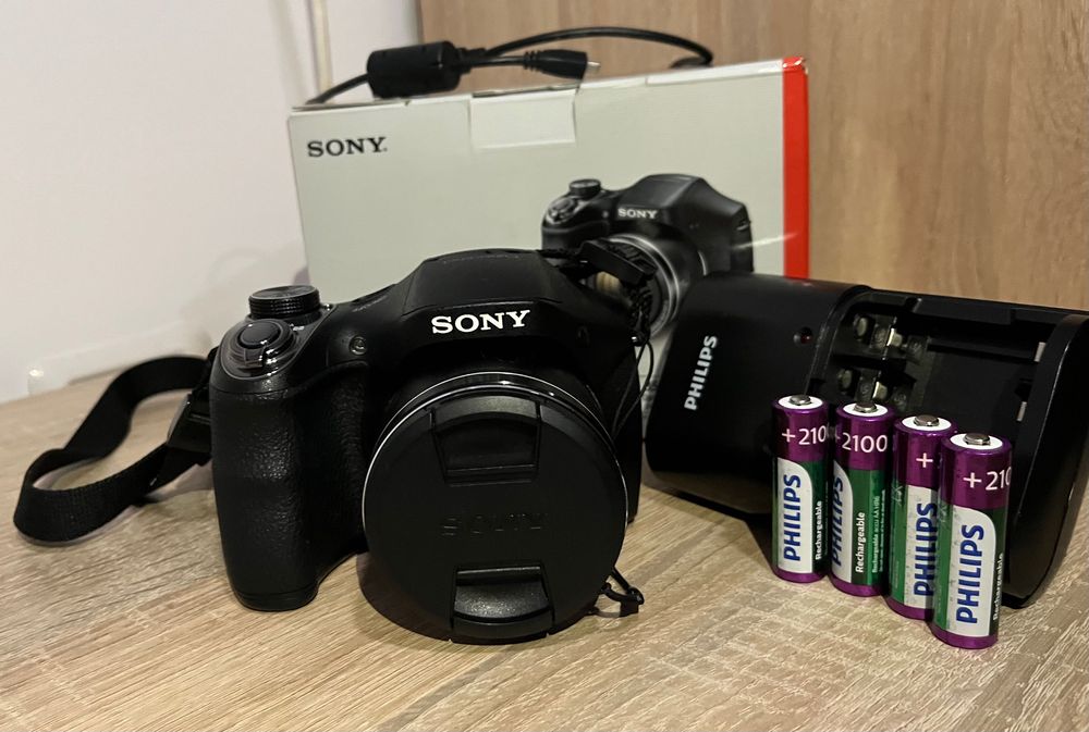 Aparat foto Sony Cyber-shot™ H300