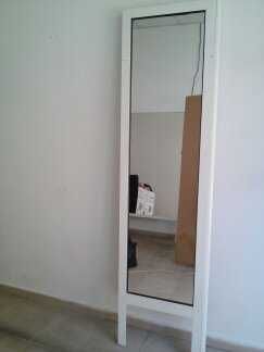 останало оборудване на магазин за конфекция