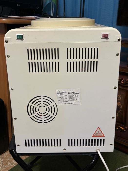 Продам кулер маленький