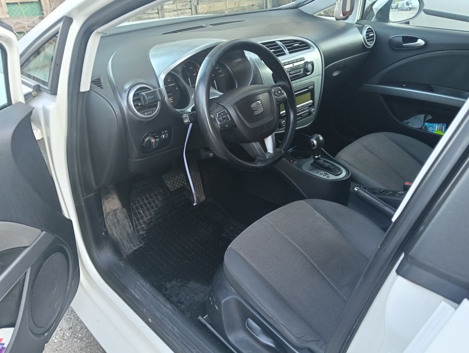 SEAT Leon 2011 — imagine 5
