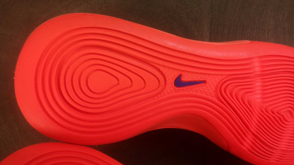 NIKE MAGISTAX Astro Turf размер EUR 36 обувки 380-14-S