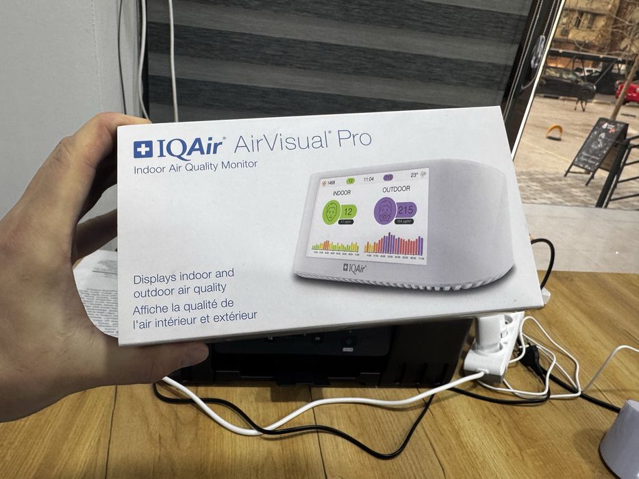 Монитор качества воздуха IQAir AirVisual Pro