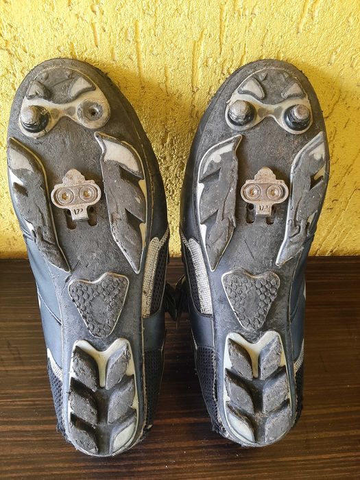 Pantofi ciclism Ozon pentru MTB cu placute spd-5 lei transportul