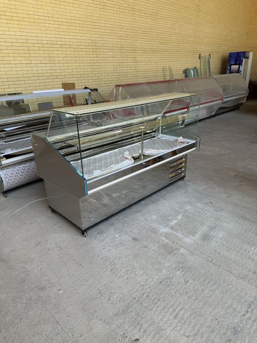 Витриьни холодильник