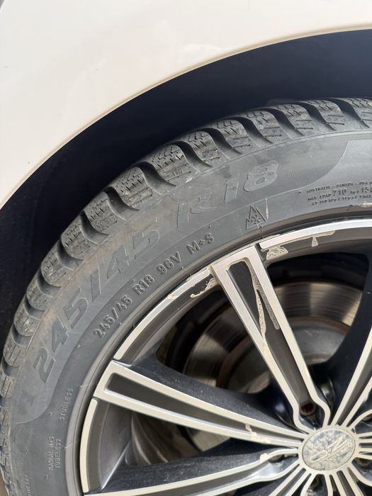 Jante OZ Lounge 5x108 cu cauciucuri de iarna 245/45 R18