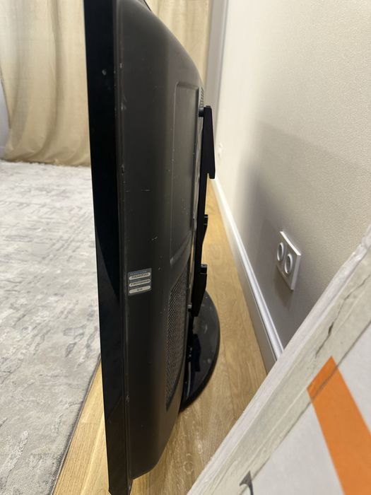 Телевизор плазма Samsung PS-42A450P2 2008 года