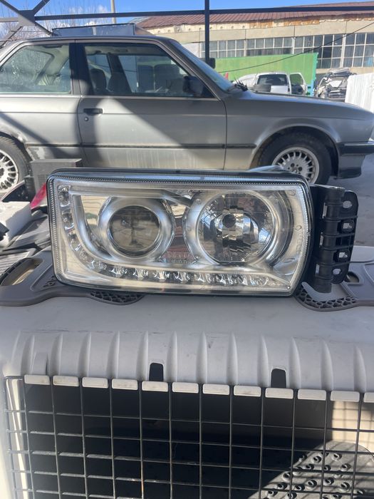 Ляв фар от IVECO