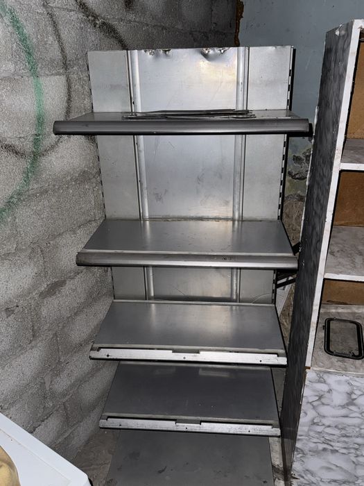 Продам стелаж и шкаф