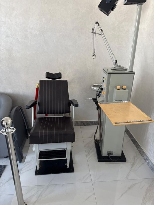 Кресло с оборудованием